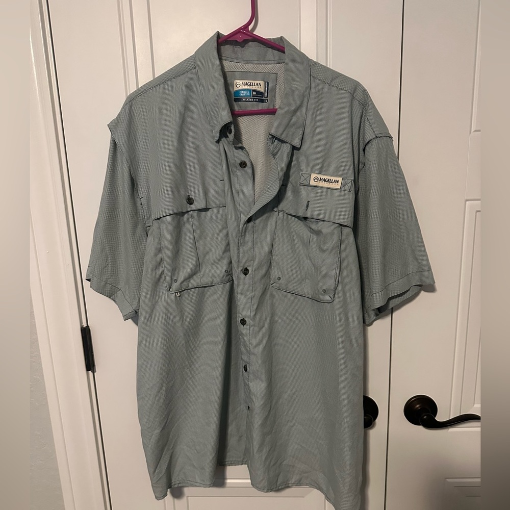 Men’s Magellan fishing shirts, lot of 2
